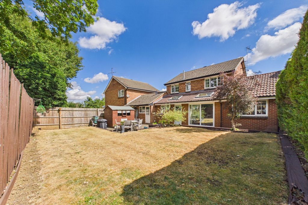 Property photo 2 of 26