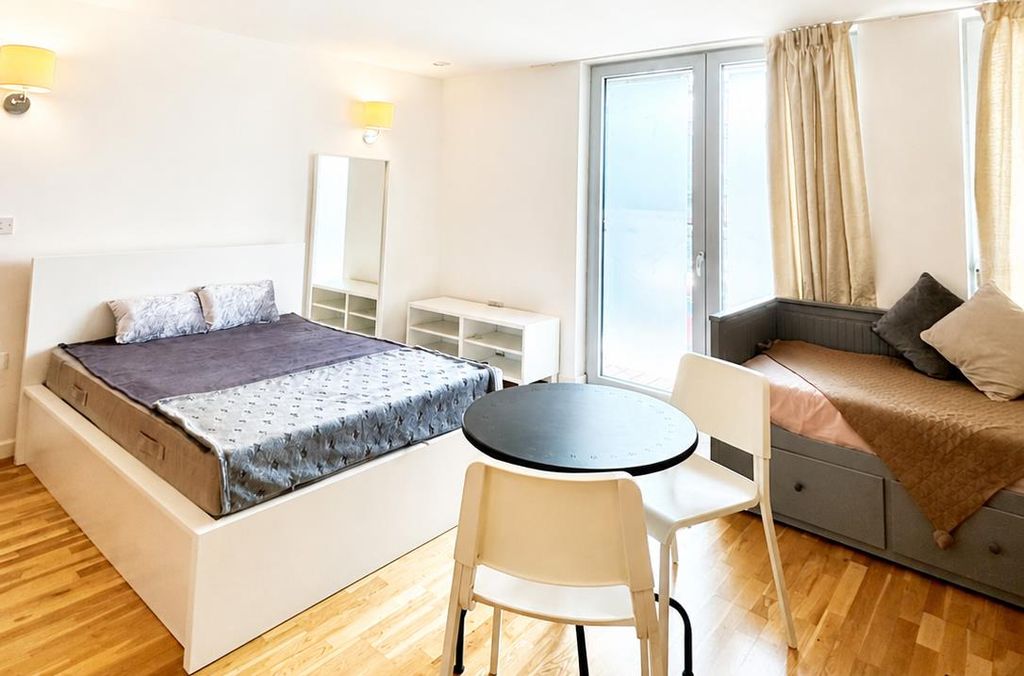 Property photo 1 of 6 4.Png