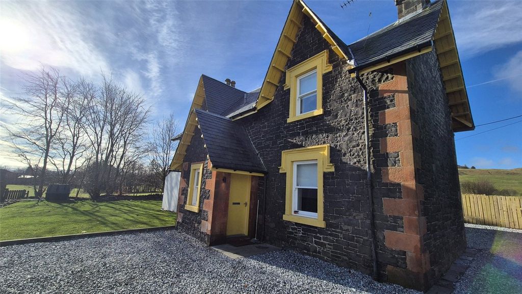 Property photo 2 of 12 Picture No. 11