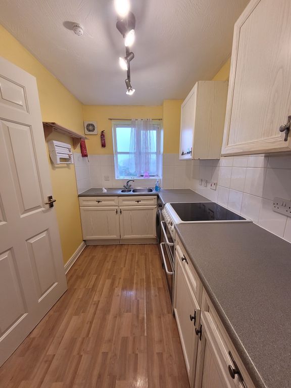 Property photo 2 of 6