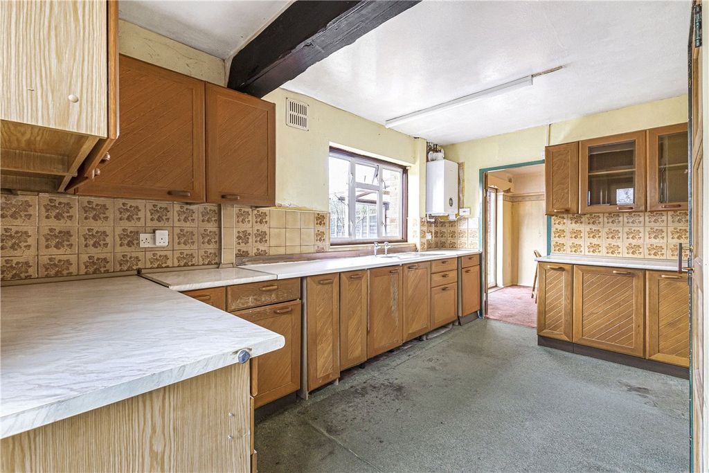 Property photo 2 of 23 Picture No. 31