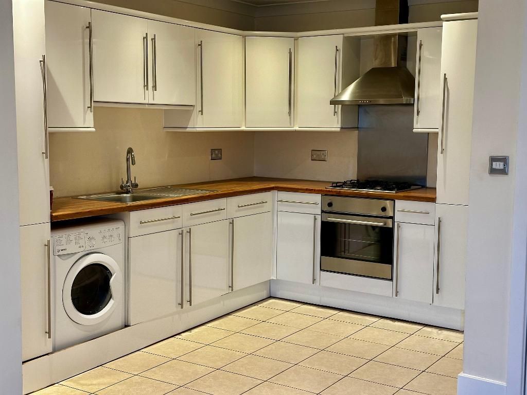 Property photo 2 of 11 Photo 2