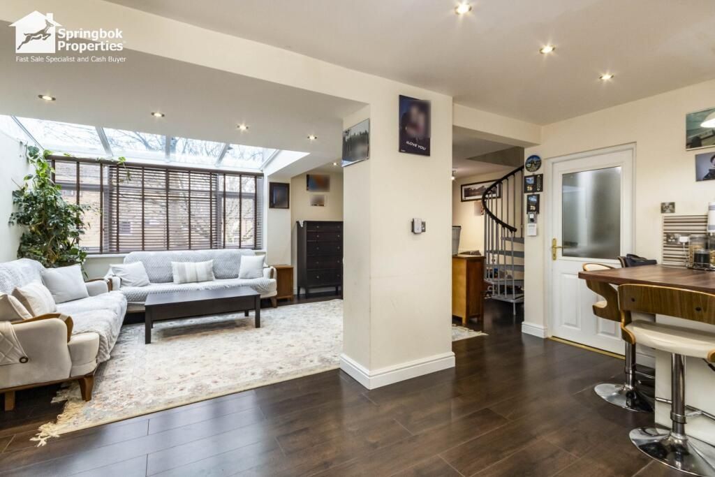 Property photo 3 of 15 Image 3