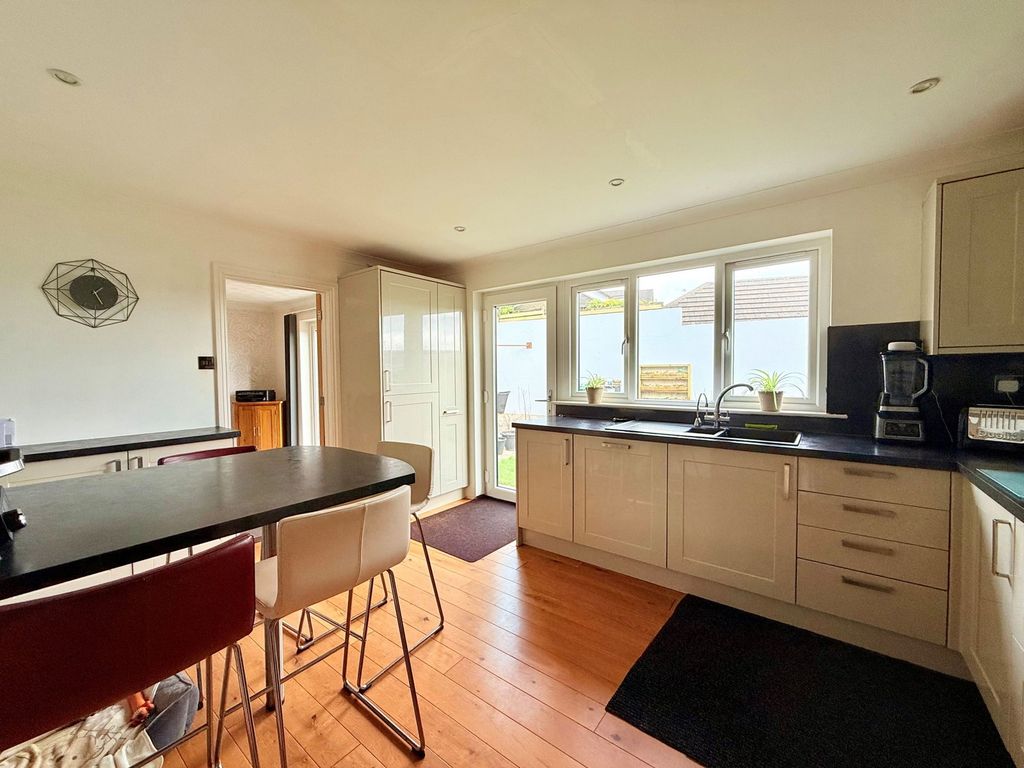 Additional image 10 of 3 bed detached house for saleHelland Gardens, Penryn TR10