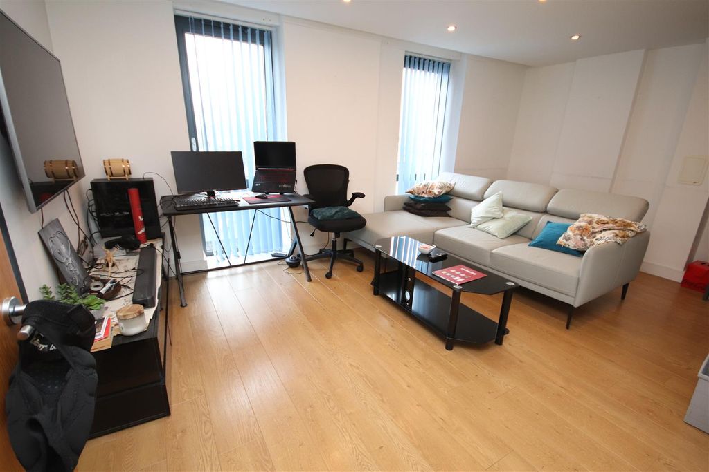 Property photo 3 of 7 Img_0972.Jpg