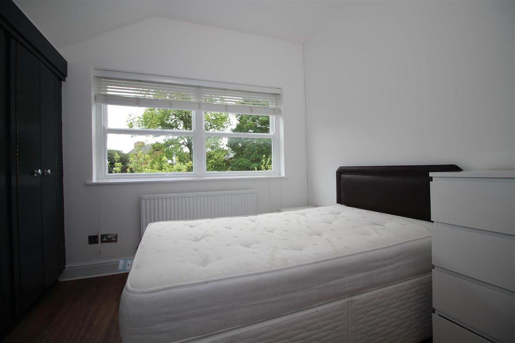 Property photo 3 of 7 Img_3986.Jpg