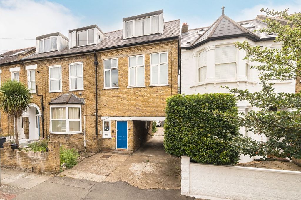 Property photo 1 of 1