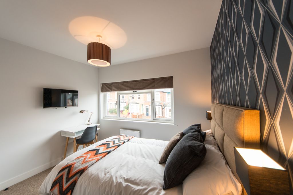 Property photo 3 of 25