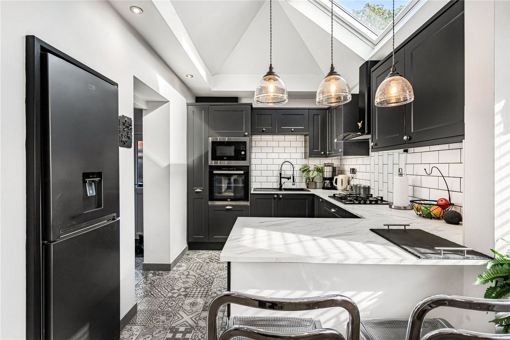 Property photo 2 of 30 Picture No. 39