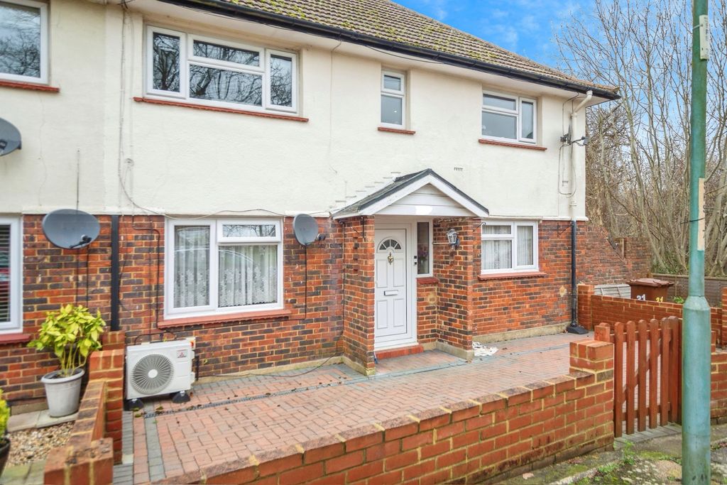 Property photo 1 of 17 Front