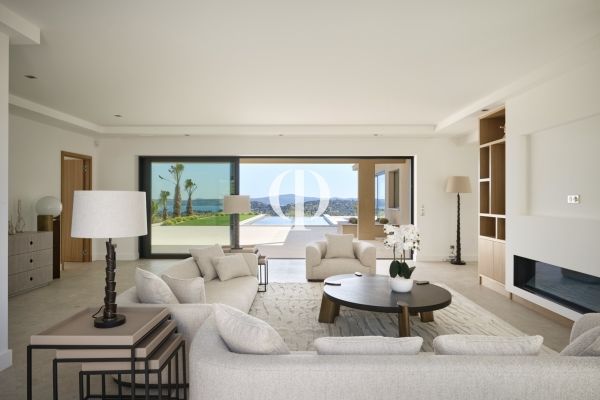 Property photo 2 of 3