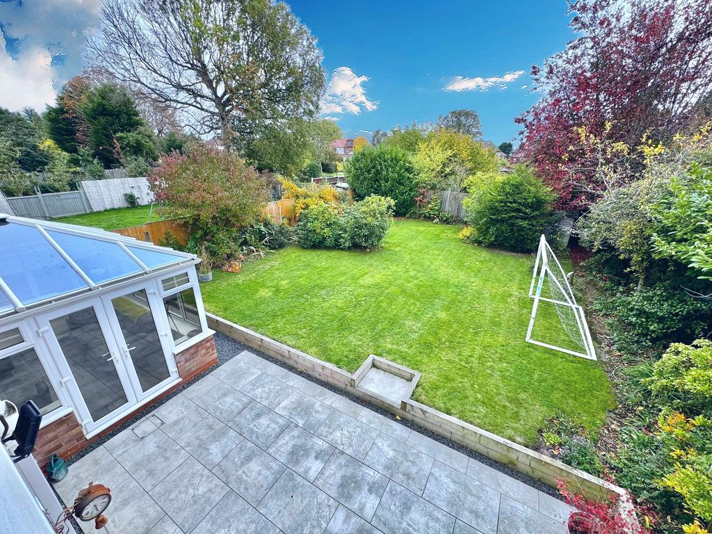 Property photo 2 of 38
