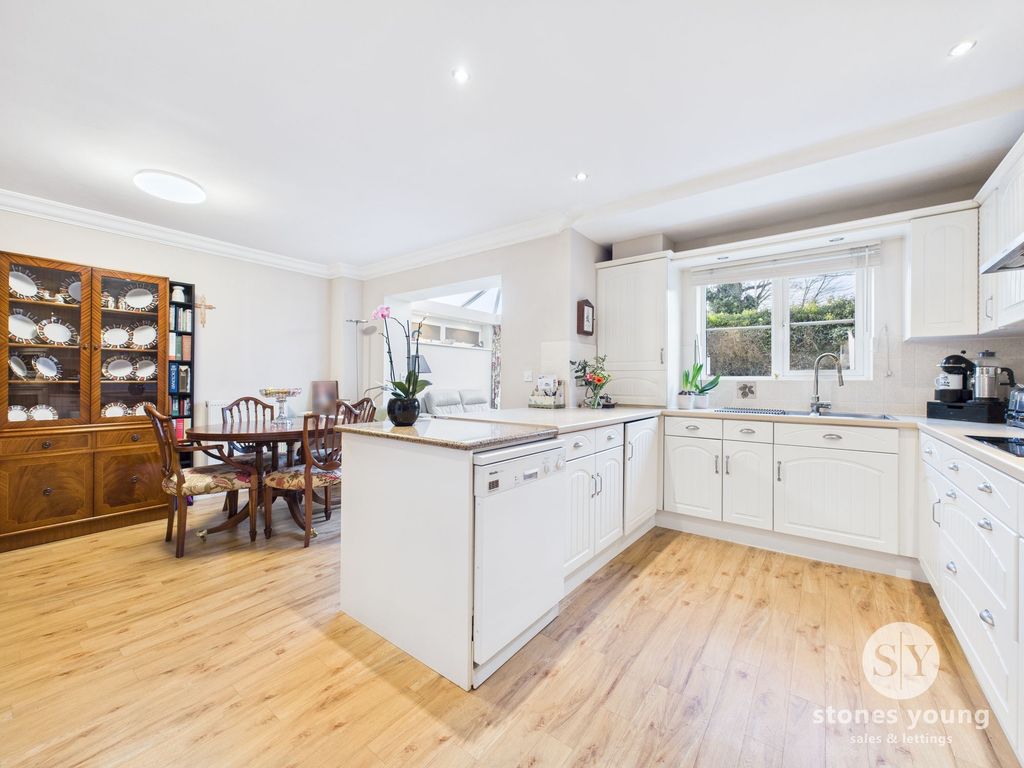 Property photo 2 of 24