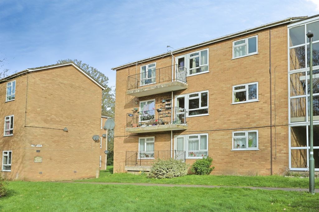 Property photo 1 of 16