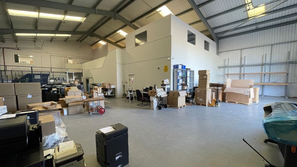 Property photo 3 of 8 Photo 10