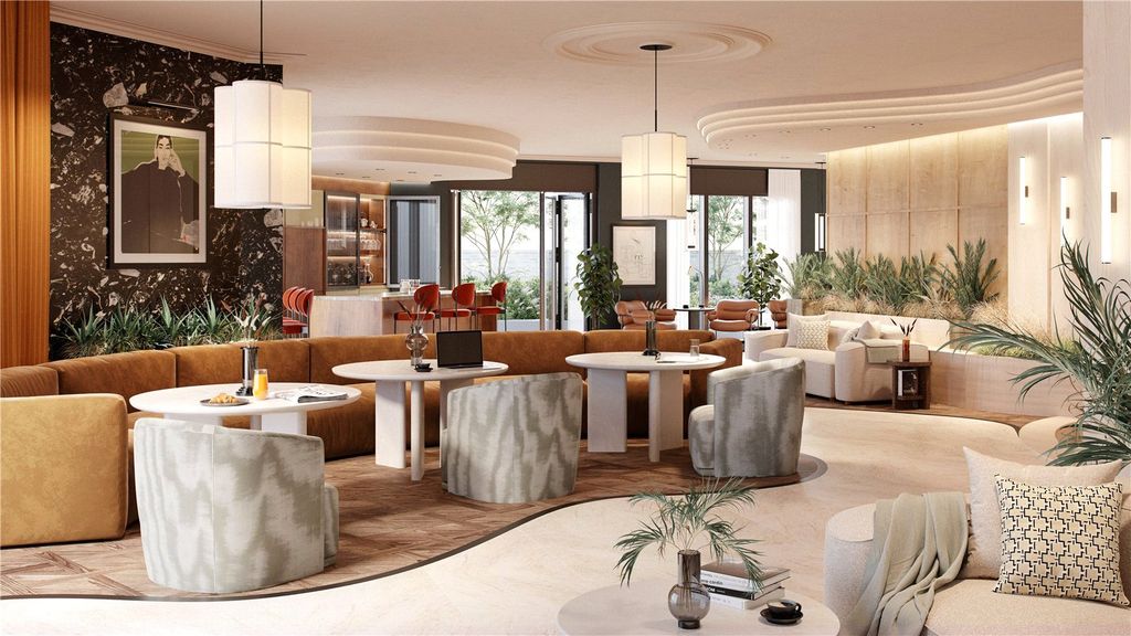 Property photo 3 of 9 Bromley Street