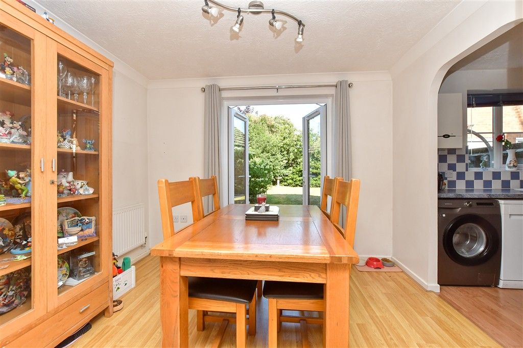 Property photo 3 of 9 Dining Area