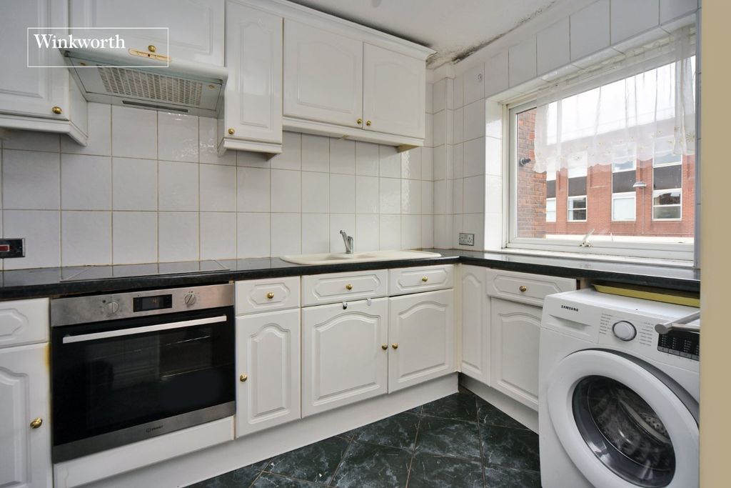 Property photo 3 of 12 Picture No. 07