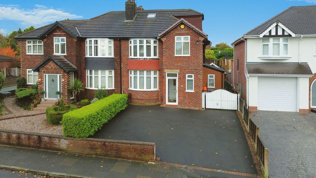 Property photo 1 of 22