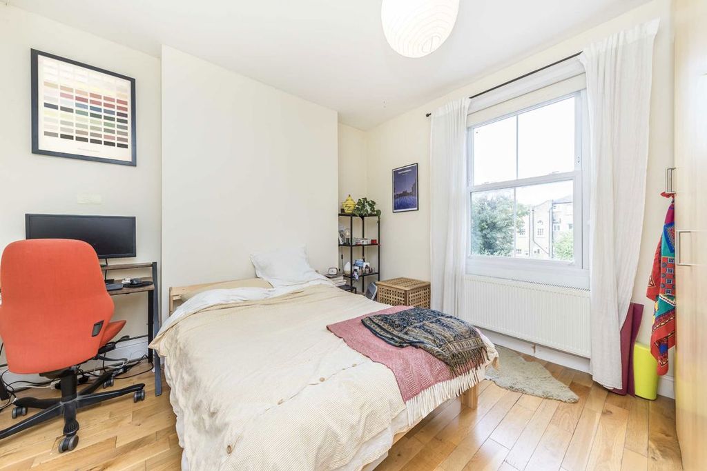 Property photo 3 of 7