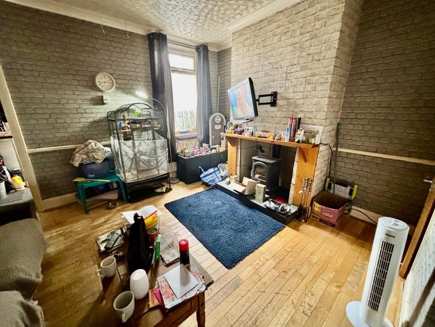 Property photo 2 of 11