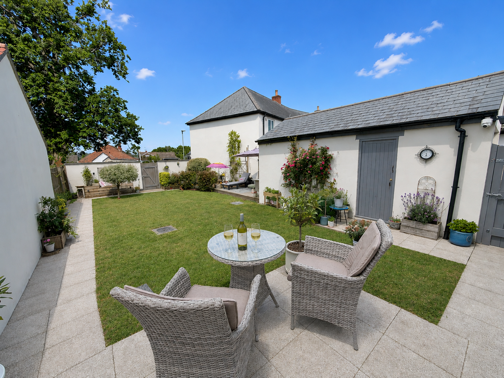 Property photo 2 of 12 Rear Garden