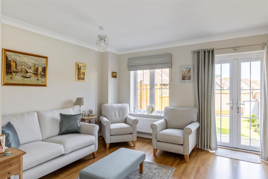 Property photo 3 of 15 11 Langmore Lane-15.Jpg
