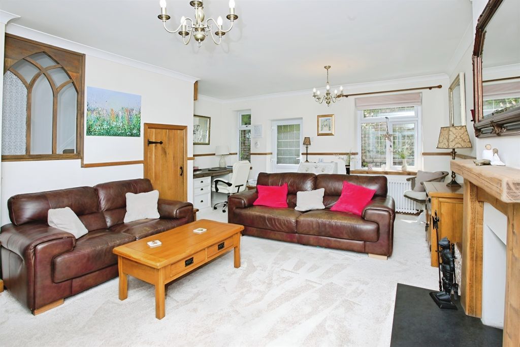 Property photo 3 of 18