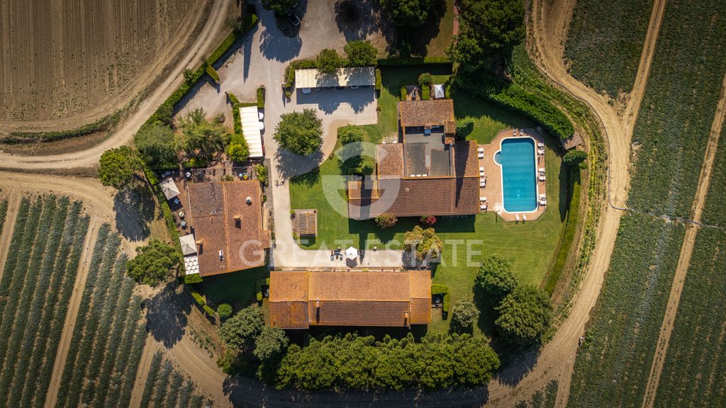Property photo 3 of 120 Exteriors