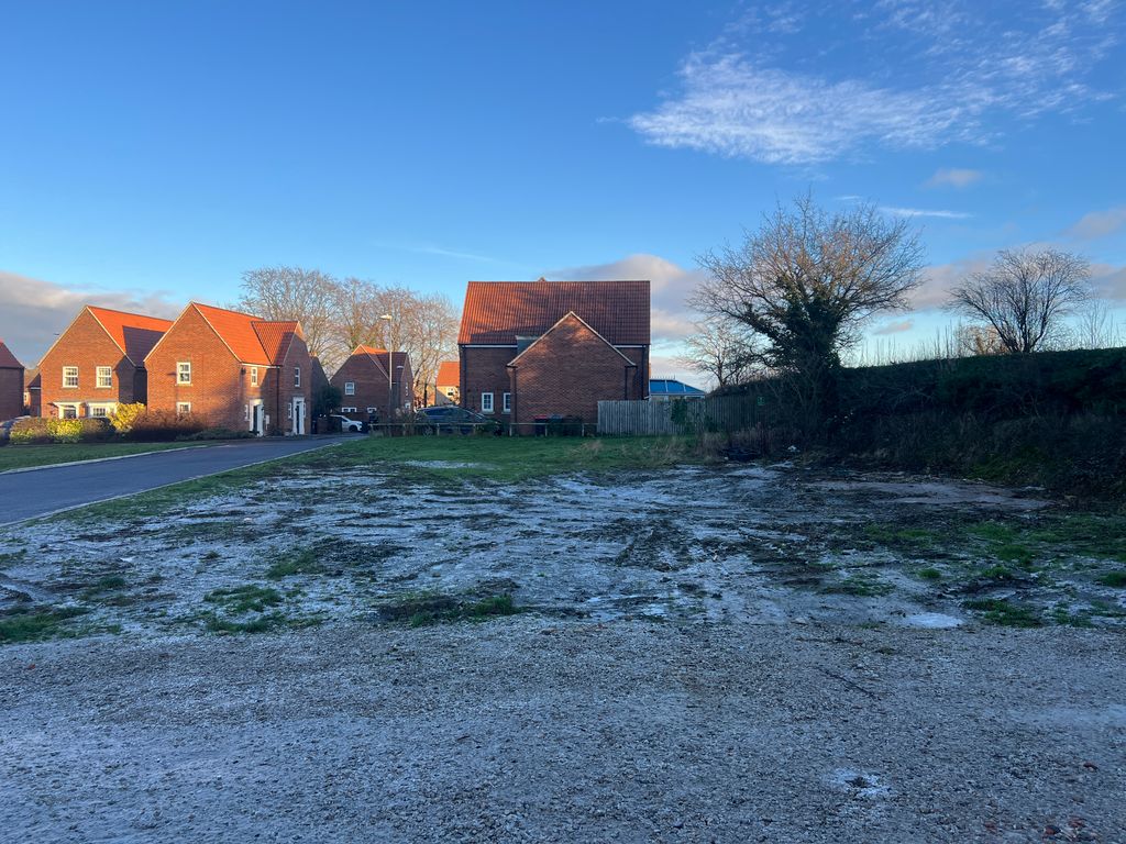 Property photo 1 of 4