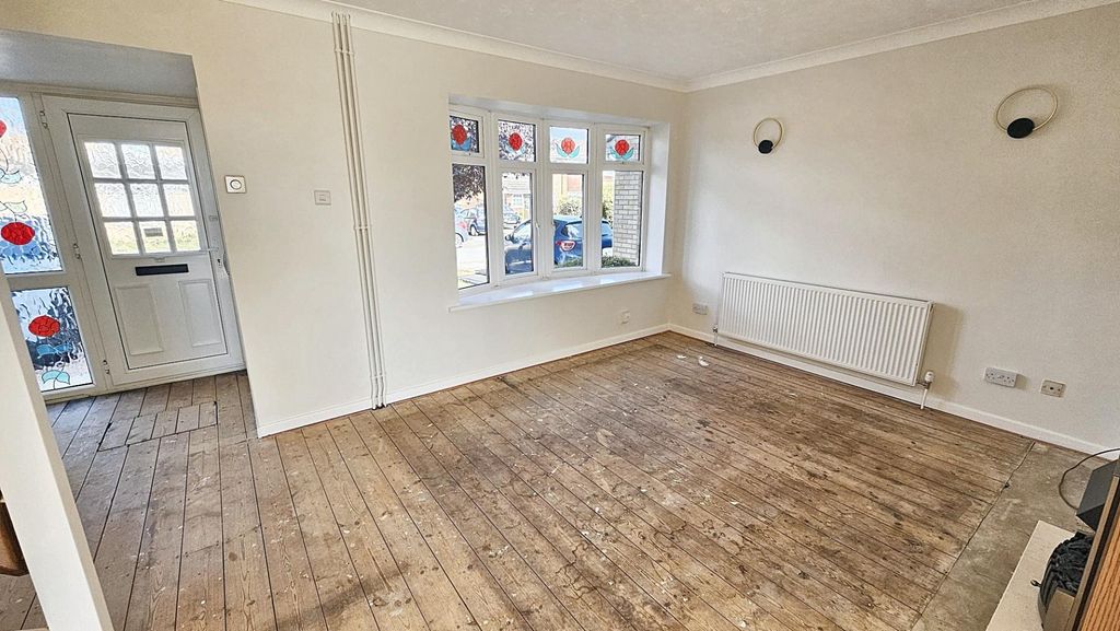 Property photo 3 of 14