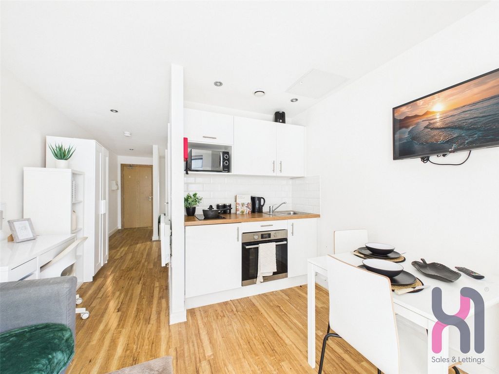 Property photo 2 of 12 Picture No. 09