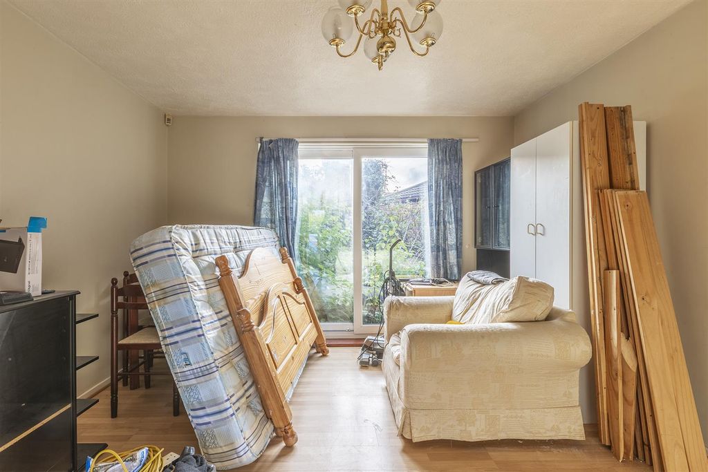 Property photo 3 of 16 Lounge/Diner