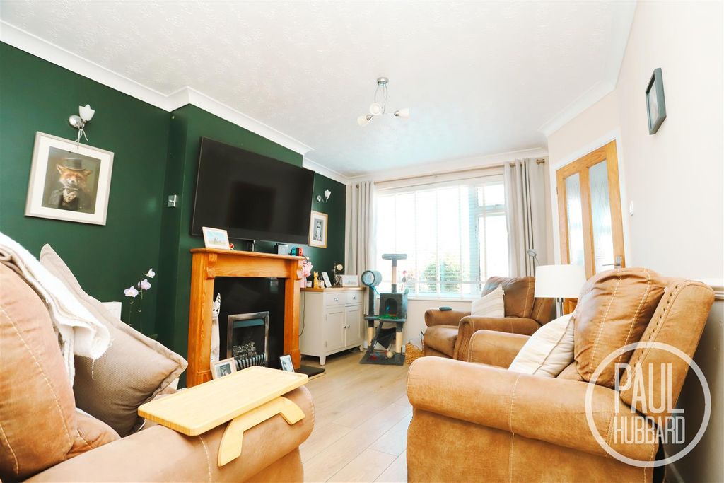 Property photo 2 of 13 Img_5604.Jpg