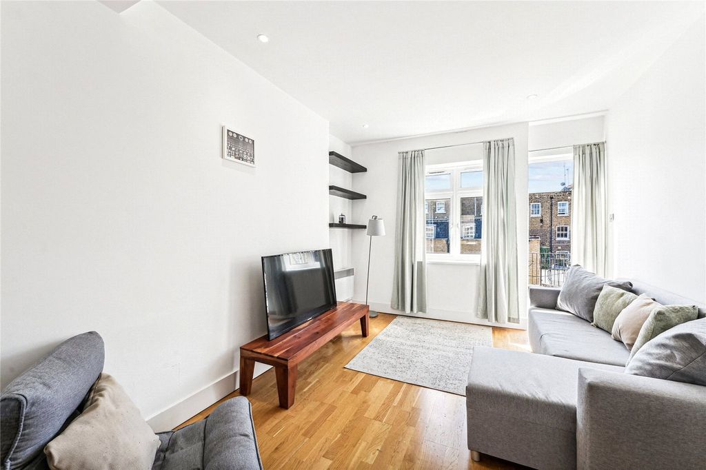 Property photo 1 of 8 Living Space