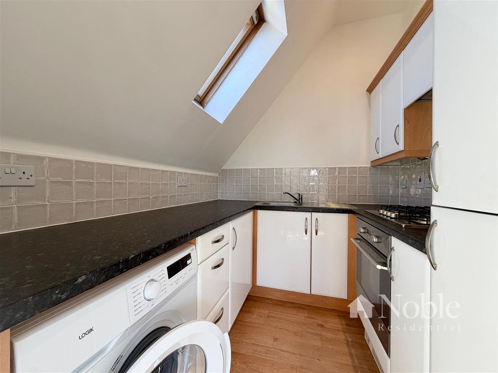 Property photo 2 of 12 Kitchen
