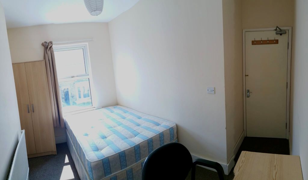 Property photo 1 of 4