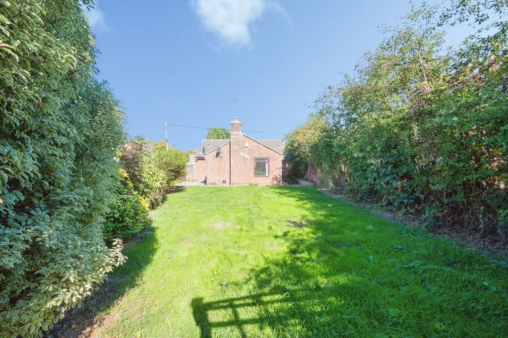 Property photo 3 of 17 Pbox-Img.Jpg
