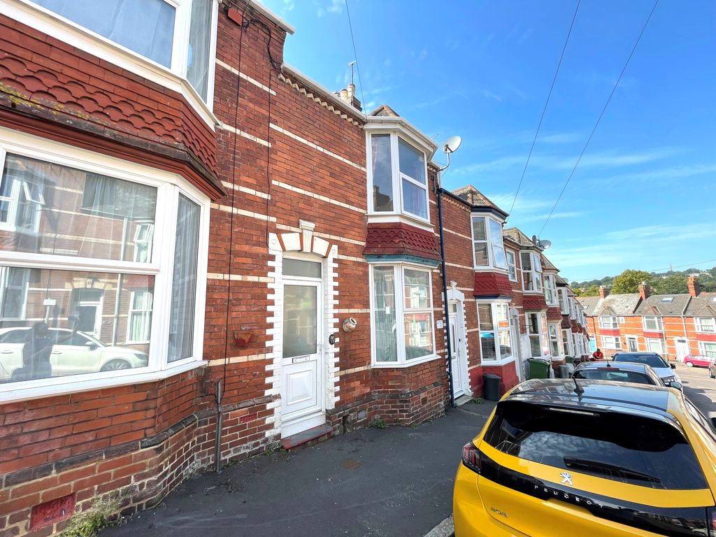 Property photo 1 of 8