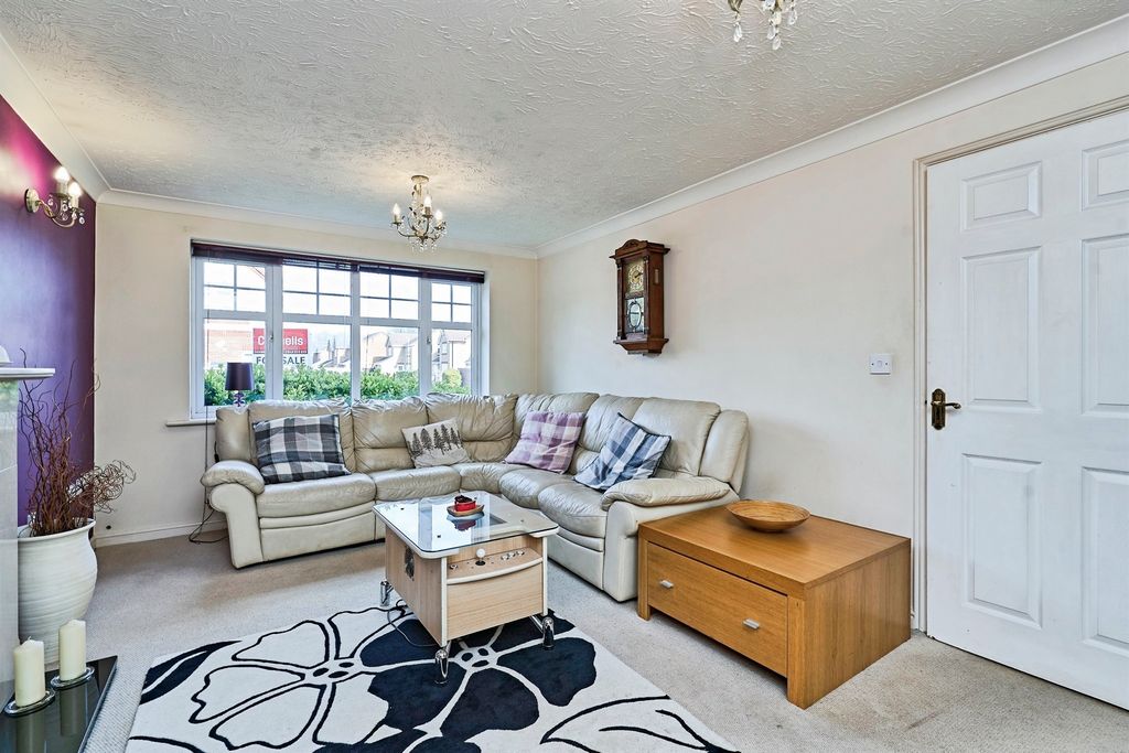 Property photo 3 of 33