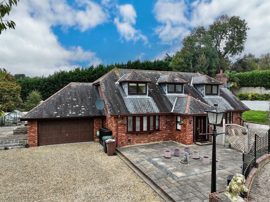 Property photo 1 of 34 2.Jpeg