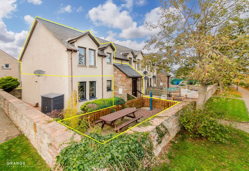 Property photo 1 of 28