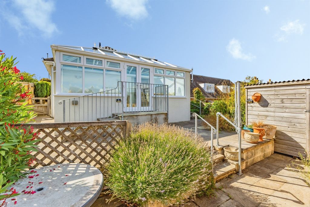 Property photo 1 of 22