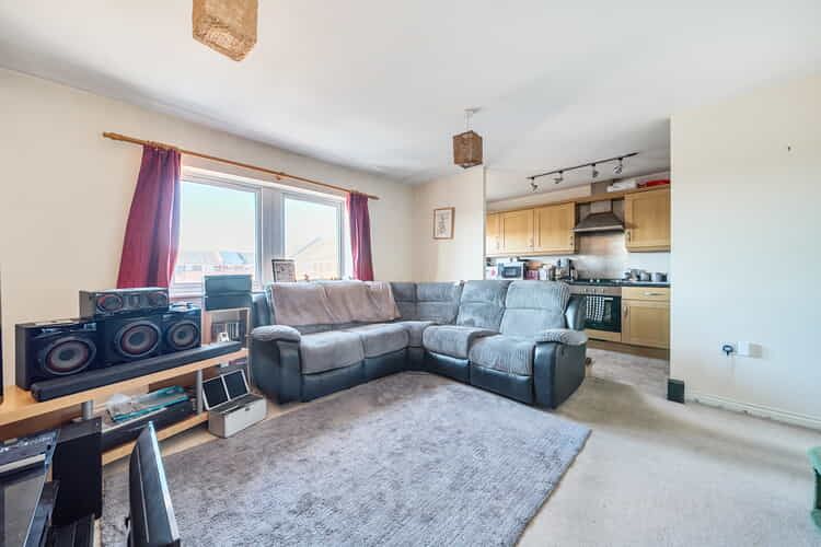 Property photo 2 of 19