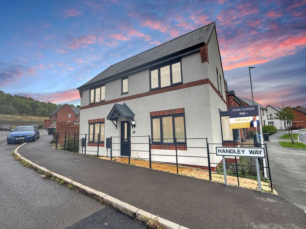 Property photo 1 of 18