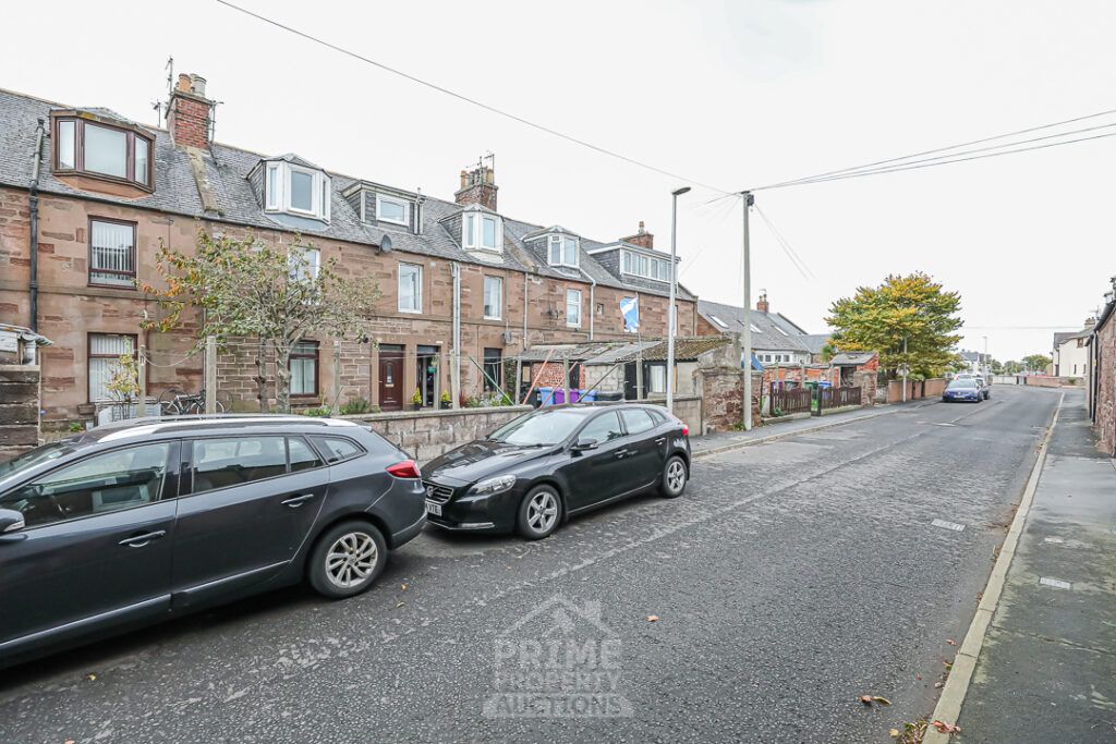 Property photo 1 of 13