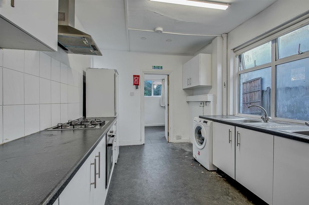 Property photo 2 of 18 G10A6898-G10A6900.Jpg