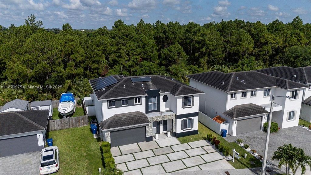 Property photo 2 of 2 <Alttext/>