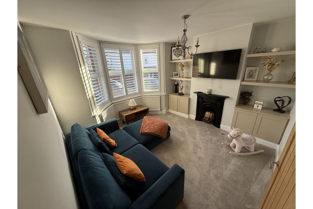 Property photo 2 of 19 Reception Room