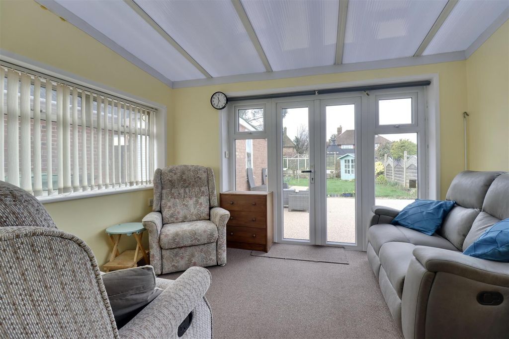 Property photo 3 of 17 2446Fe5A-Be34-454F-8306-1Ad4Ec4A675A_1_201_A.Jpeg